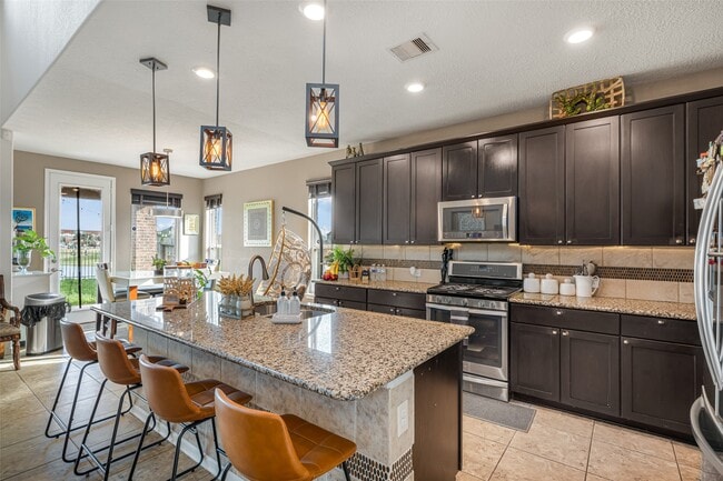 Building Photo - 8142 Cheyenne Hills Trail