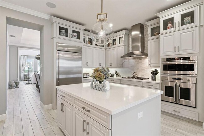 Building Photo - 7556 John Hancock Dr