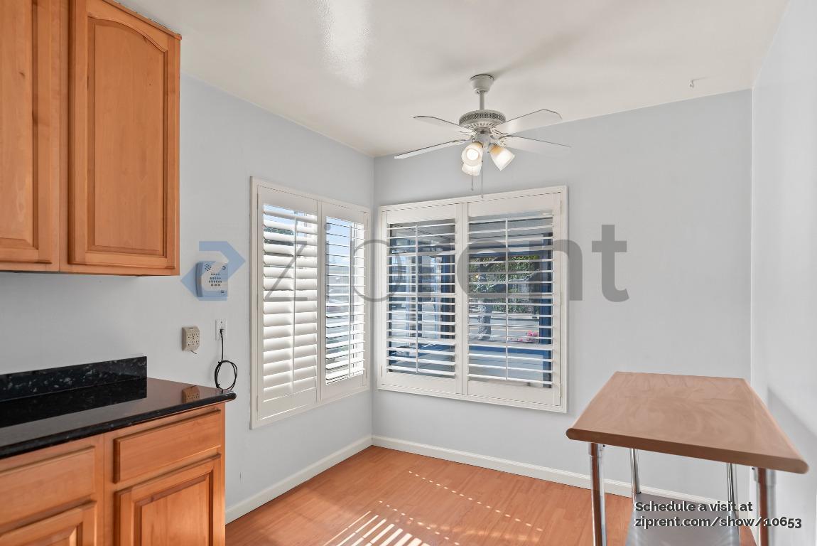 Building Photo - 277 W Juana Ave