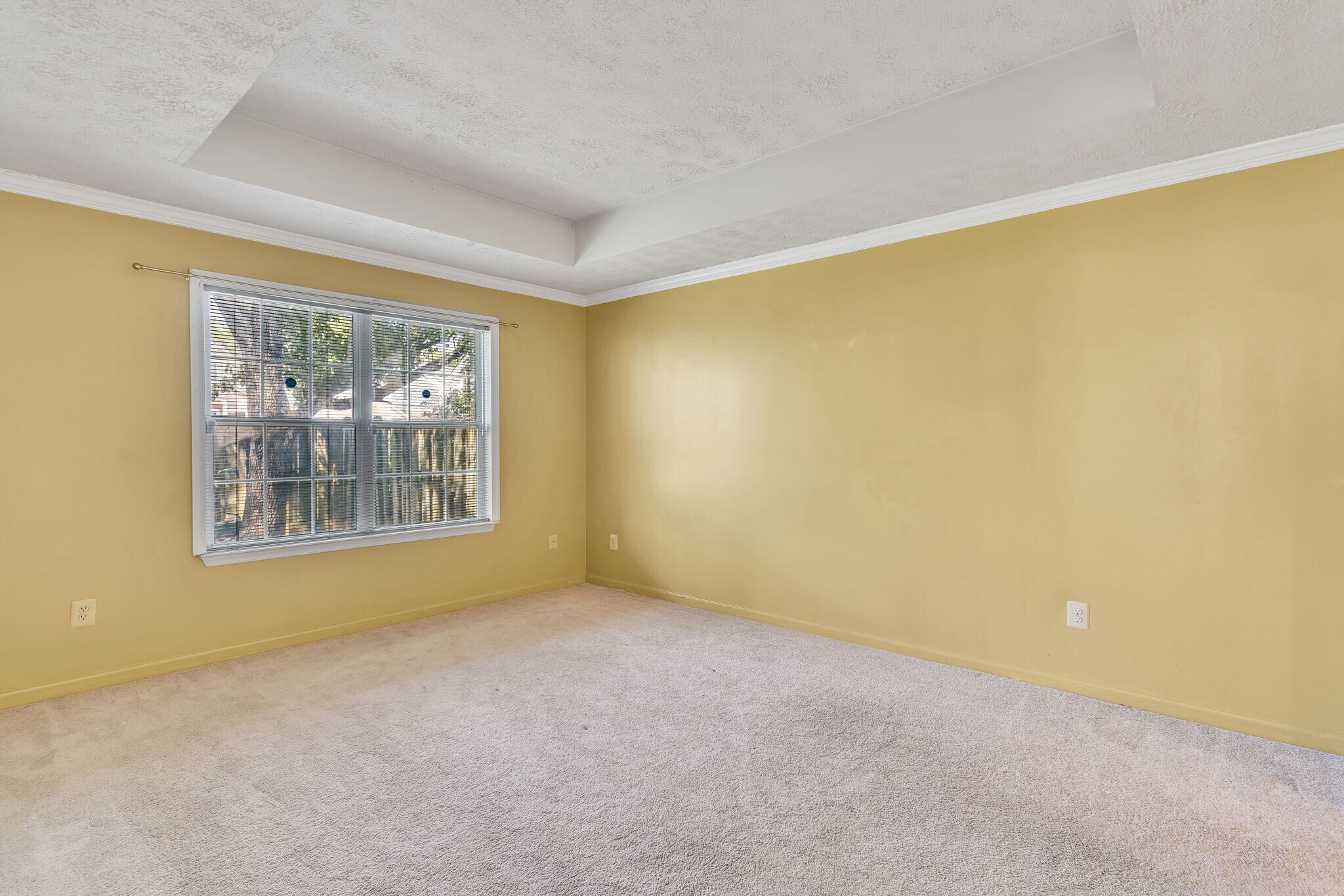 Building Photo - 13920 Lord Fairfax Pl