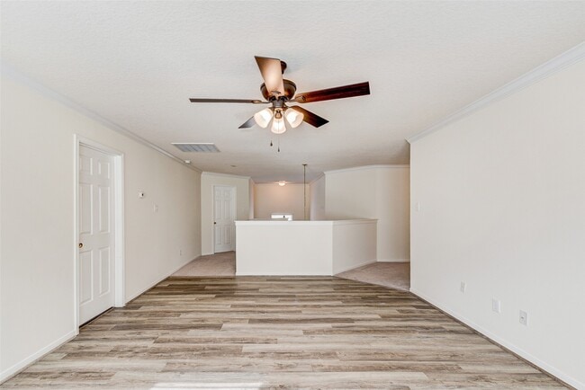 Building Photo - 15403 Redbud Dale Ct