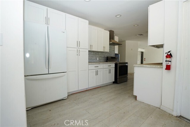 Building Photo - 33716 Hubbard Rd