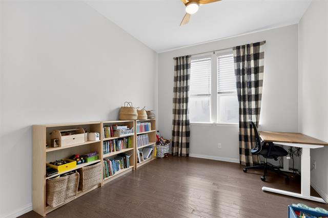 Building Photo - 8616 Bethpage Dr