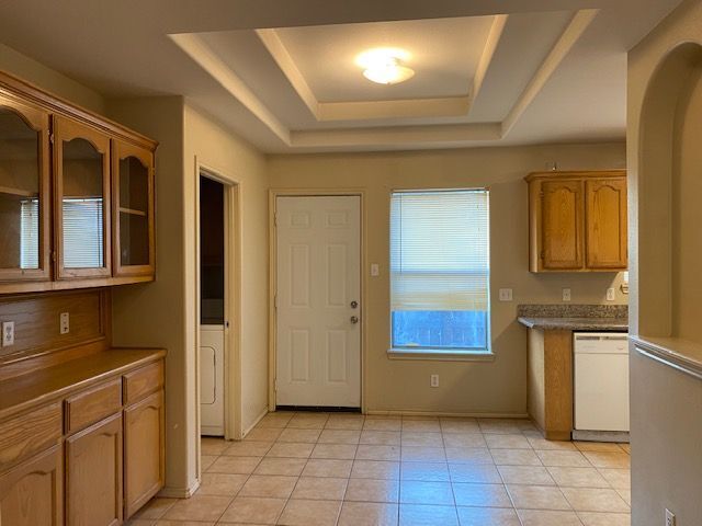 Primary Photo - 2117 W Western Dr