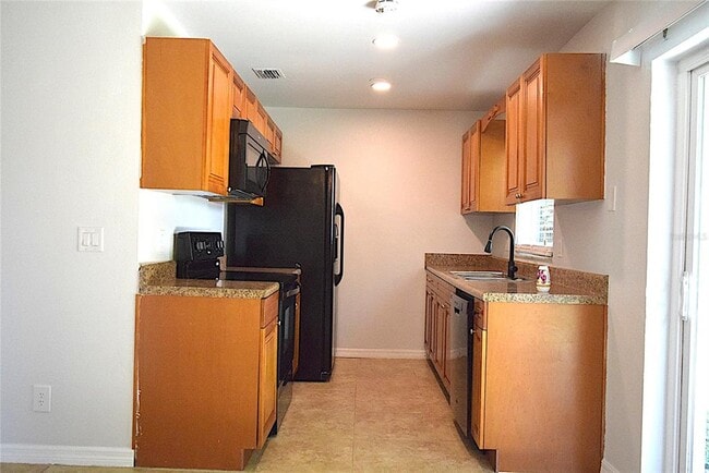 Building Photo - 1242 Mohrlake Dr