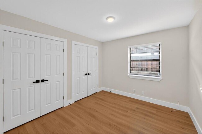 Building Photo - 5928 Signal Point