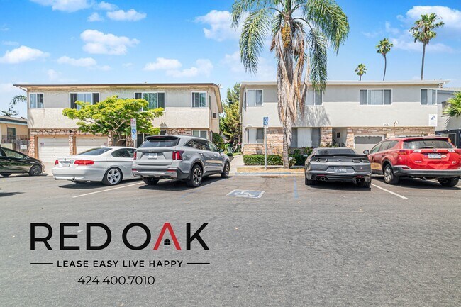 Building Photo - 1425 E Appleton St