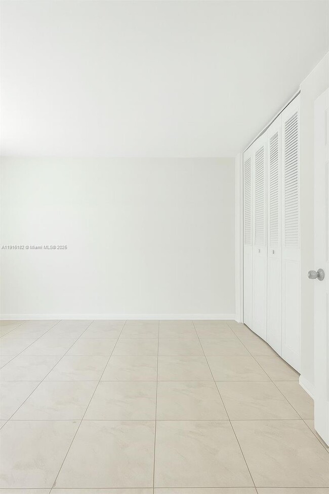 Building Photo - 9493 SW 76th St