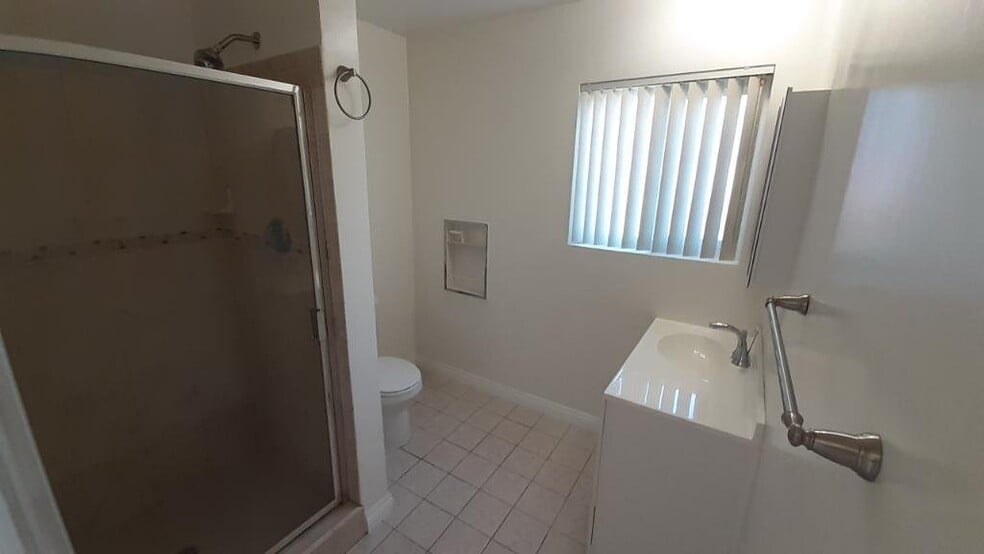 Building Photo - 5929 Laurel Canyon Blvd