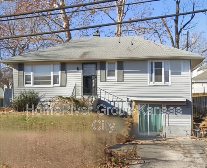 Building Photo - 4238 N Brighton Ave