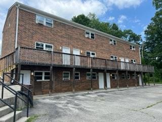 Primary Photo - 205 Nolens Hill Rd