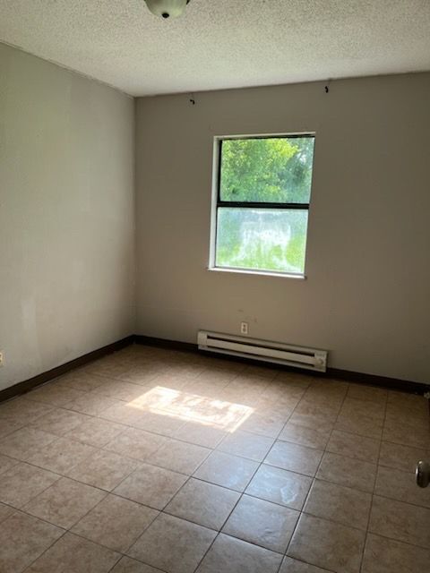 Building Photo - 102 Gregory Dr