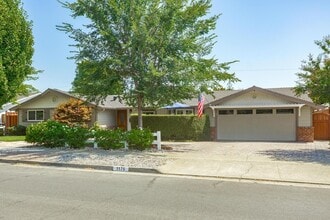Building Photo - Entertainer's Dream in Willow Glen! 4 Bedroom 3 Bath Fully Upgraded Home with Stunning Backyard