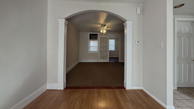 Building Photo - Charming 2-Bedroom Lansdowne Home with Vintage Character