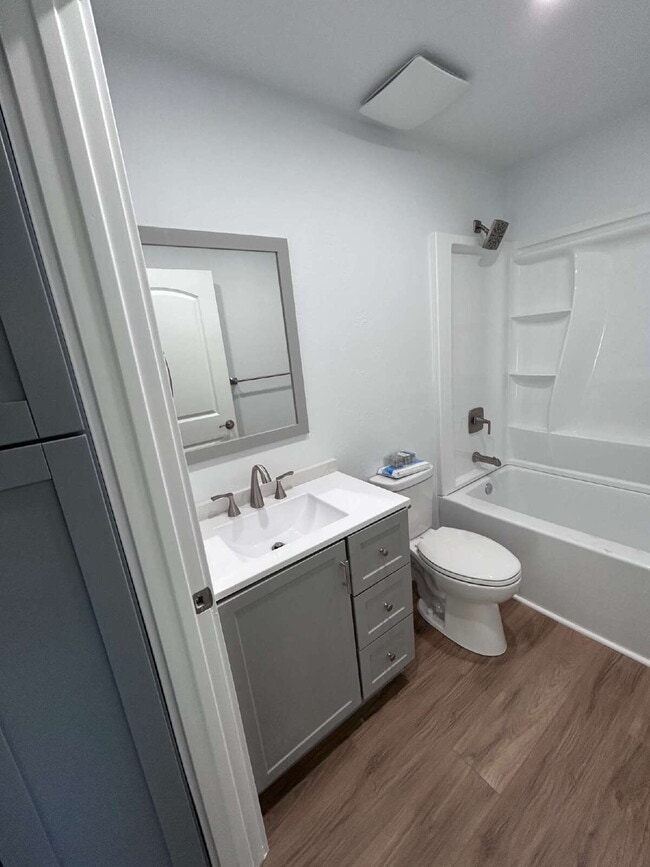 Building Photo - Available Now! 2bd/1ba for rent in Kapaau!