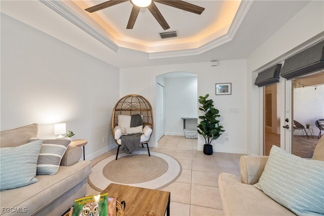 Building Photo - 2309 SW 27th St