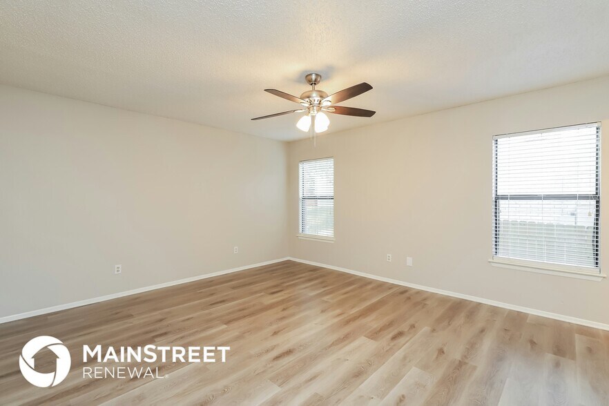 Building Photo - 13406 Forum Rd