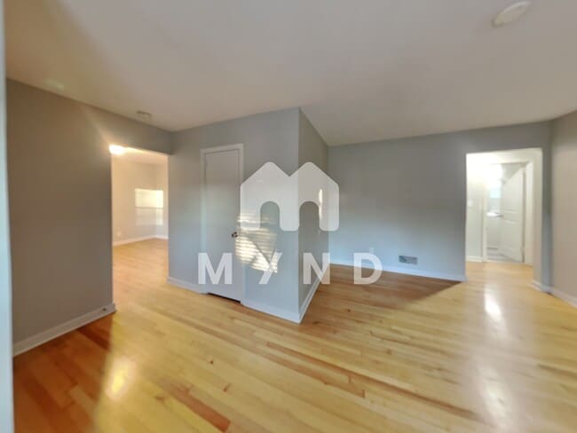 Building Photo - 1229 Lynn Acres Dr