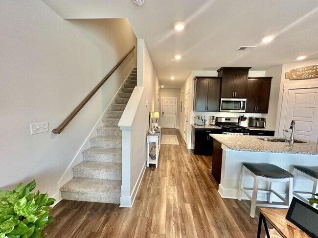 Building Photo - 44 Beachley Pl