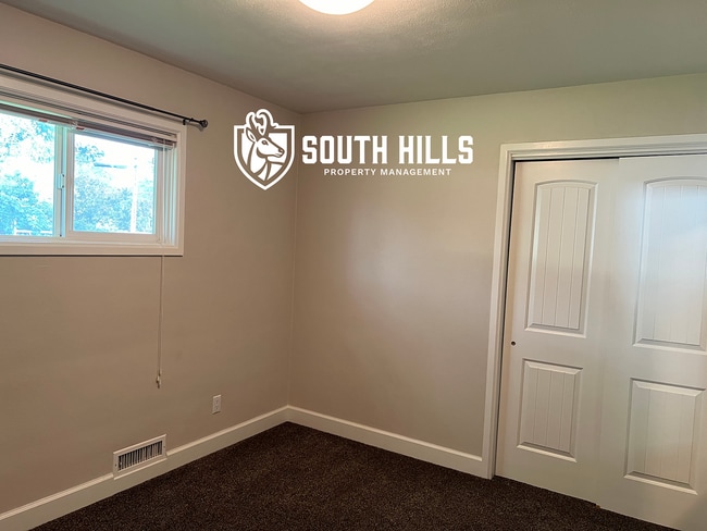 Building Photo - 3bed/2bath w/finished basement, landscaping & Water, Sewer, Trash Included, RV Parking
