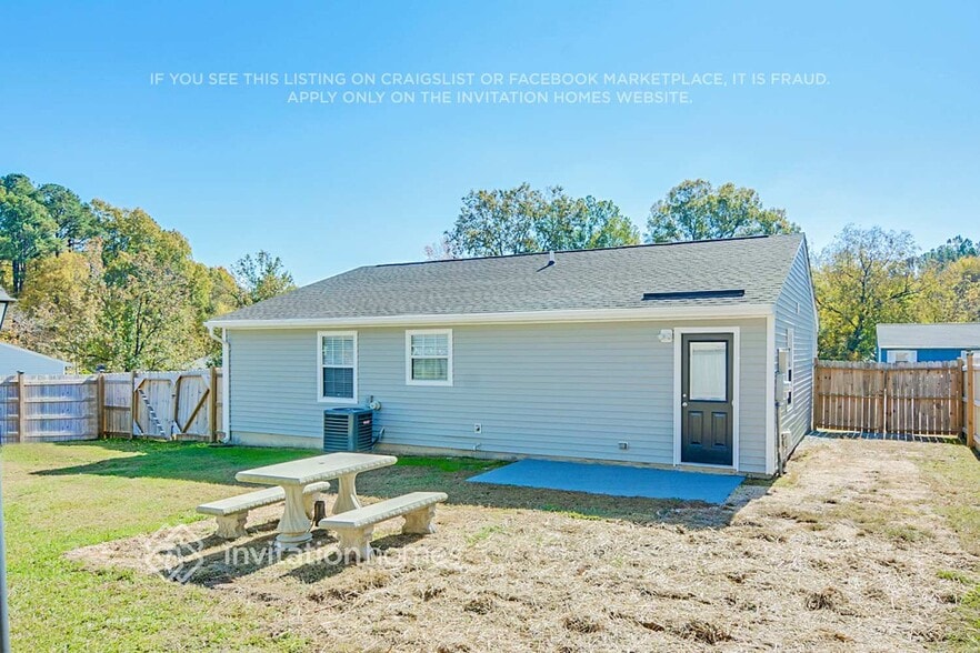 Building Photo - 200 Denver Ave