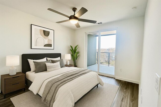 Building Photo - 4801 Springdale Rd