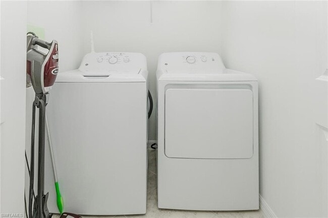 Building Photo - 6046 National Blvd