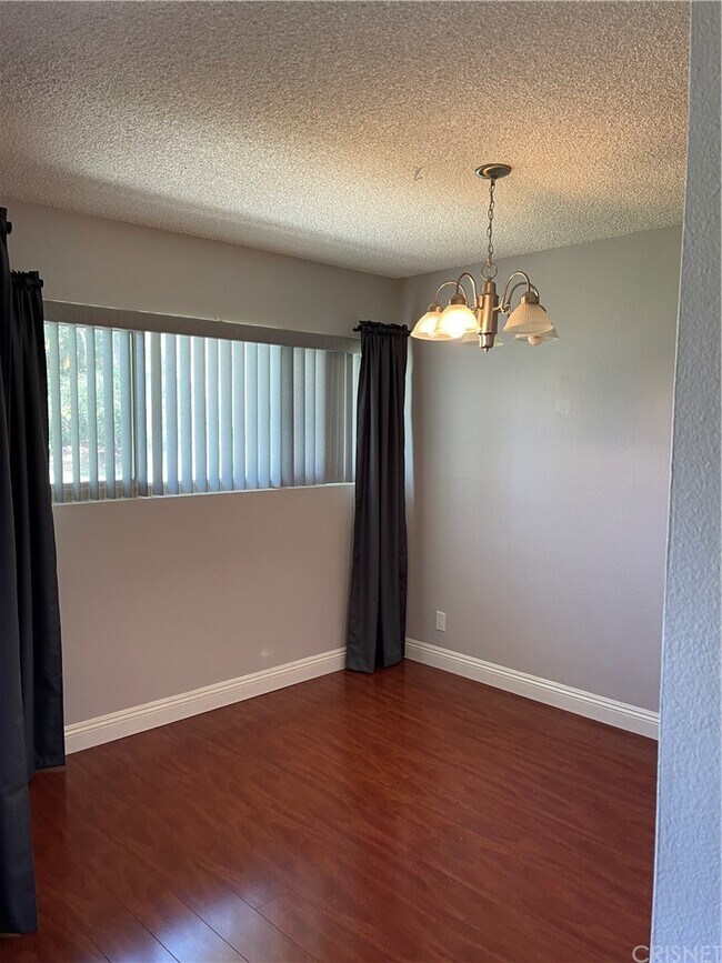 Building Photo - 4714 Park Granada
