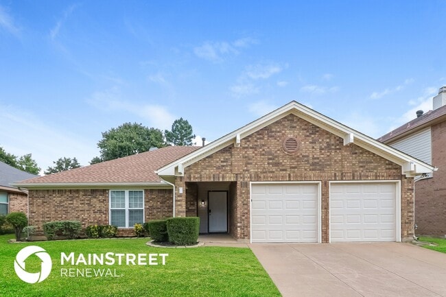 Building Photo - 4003 Bradley Ln