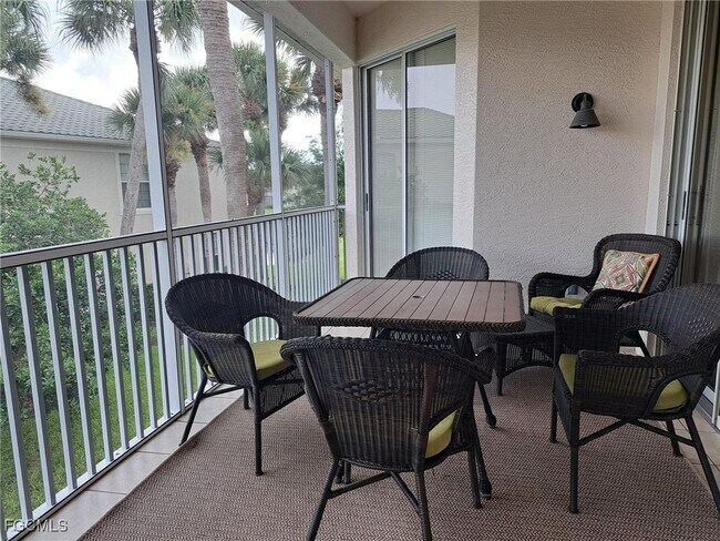 Building Photo - 14501 Grande Cay Cir