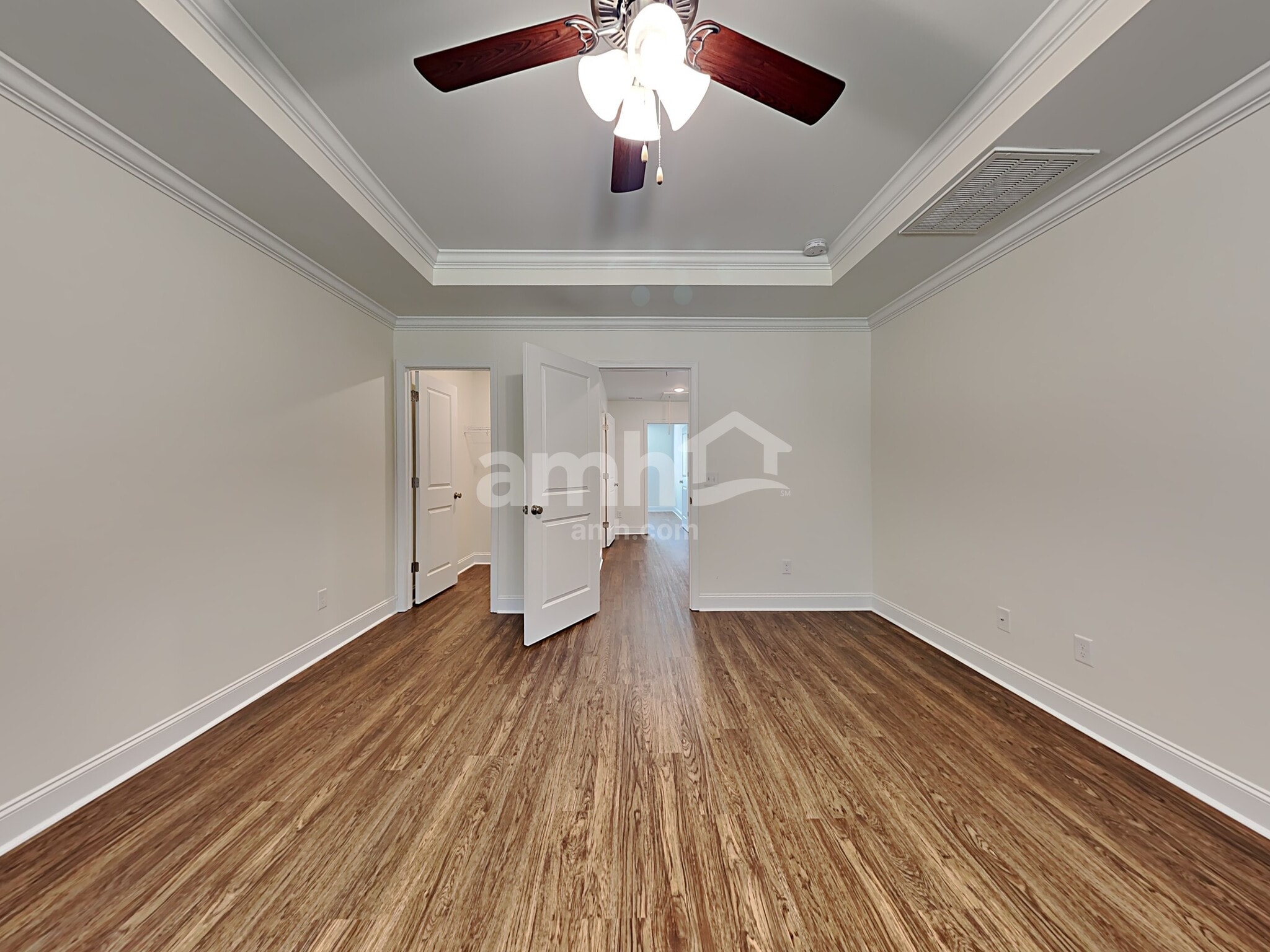 Building Photo - 986 Theodore Rd