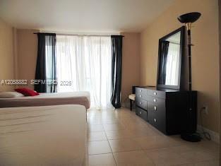 Building Photo - 1301 NE Miami Gardens Dr