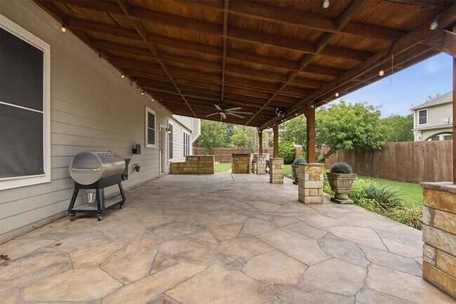 Building Photo - 113 Scarlet Oak Cove