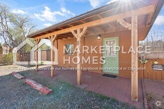 Building Photo - 913 1/2 B Old Pecos Trl