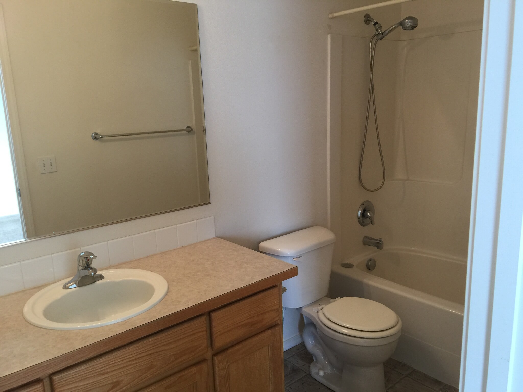 Building Photo - 1172 SW Lost Trail Dr