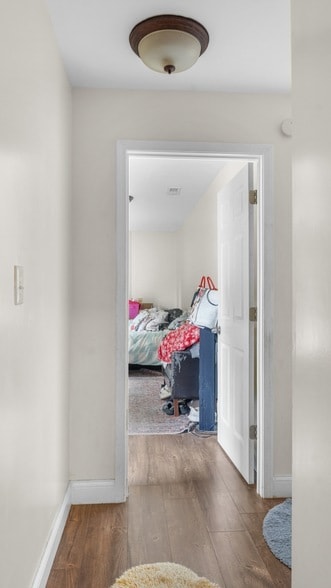 Building Photo - 504 E Florida Ave