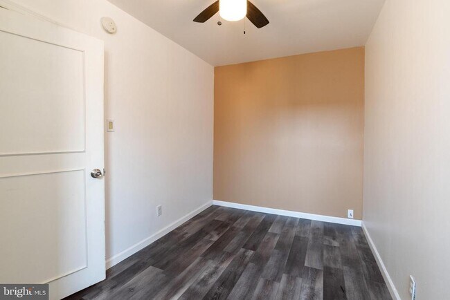 Building Photo - 2223 S Colorado St