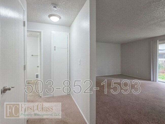 Building Photo - 1334 NE 186th Ave