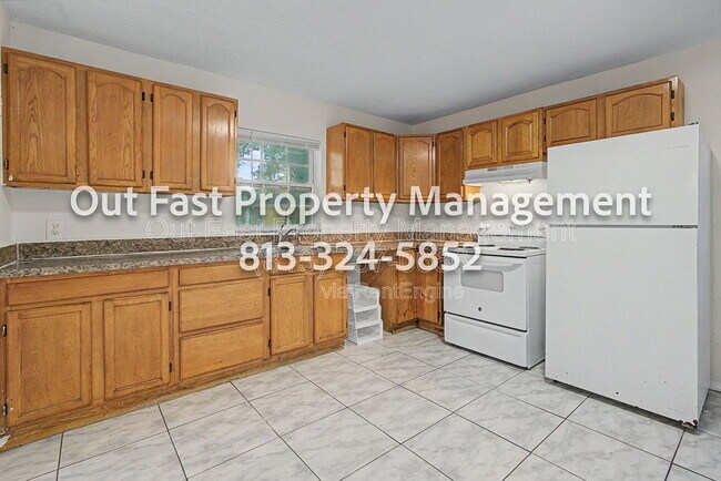Building Photo - 3210 N 16th St