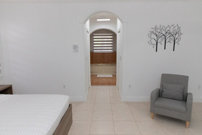 Building Photo - 14361 SW 31st St