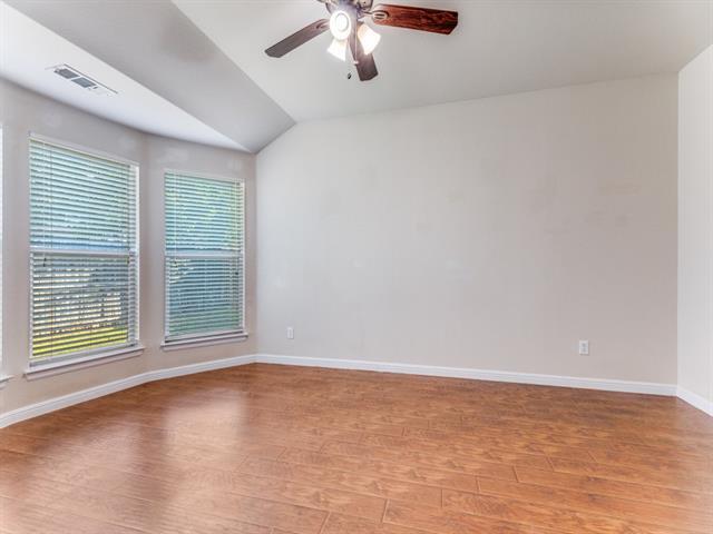 Building Photo - 544 Braewick Dr