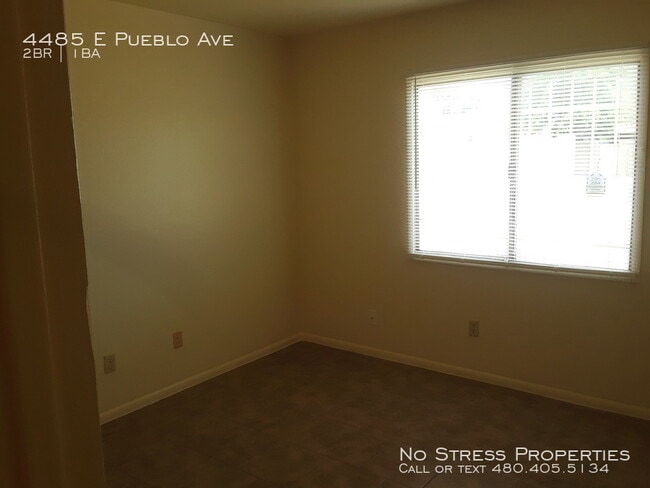 Building Photo - 2 Bed Condo off 44th St and Broadway!