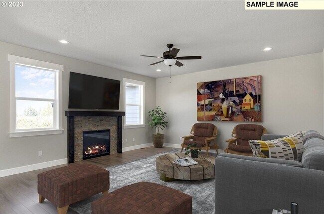 Building Photo - 748 Pinebreak