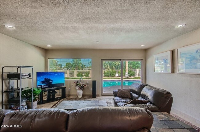 Building Photo - 8012 E Vía Campo