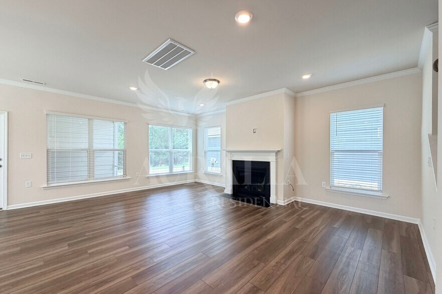 Building Photo - 5701 Agrinio Way