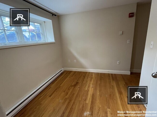 Building Photo - 1 bedroom in Brookline MA 02446