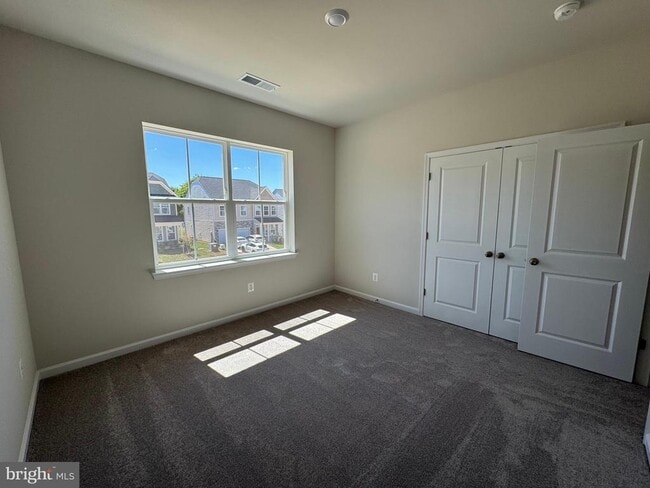 Building Photo - 51 Trout Lily Dr