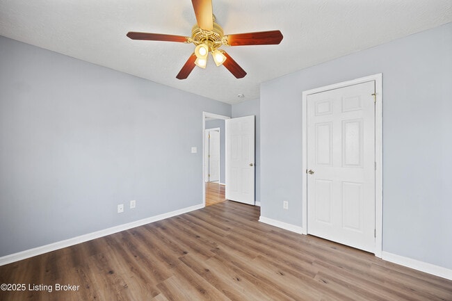 Building Photo - 6606 Timberbend Dr