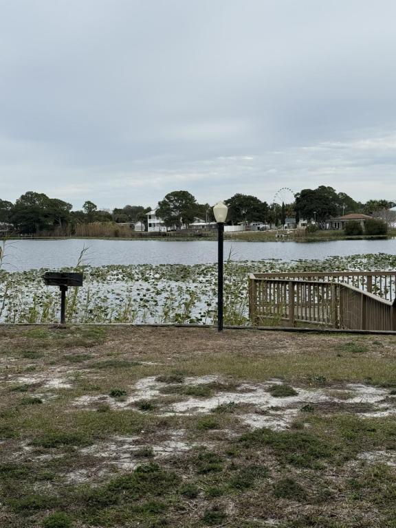 Building Photo - 301 Lullwater Dr