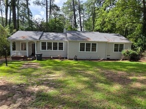 Building Photo - 1533 Country Club Rd